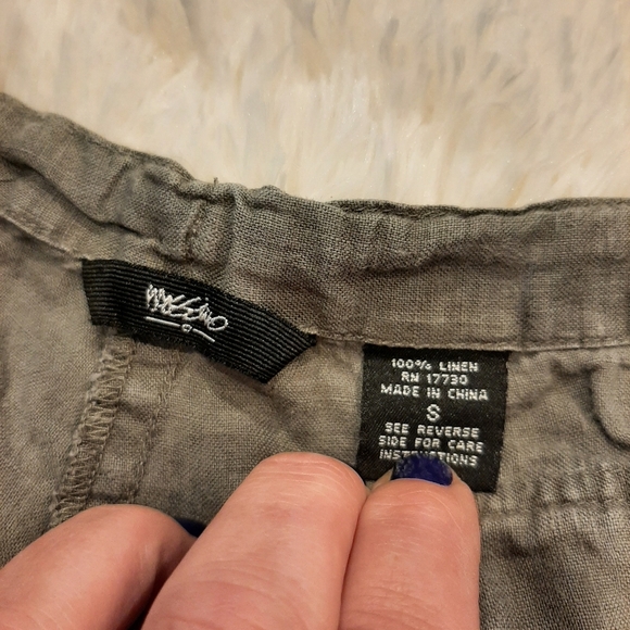 3/$12💥 MOSSIMO Olive shorts - Picture 3 of 3